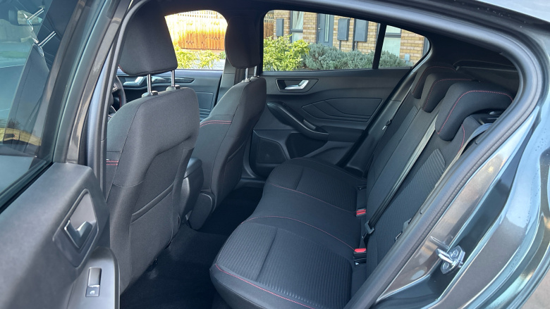 Ford Focus 1.0 EcoBoost Hybrid mHEV 155 ST-Line 5dr Auto Petrol Hatchback